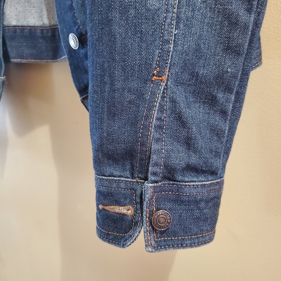 Dark wash Old Navy jean jacket - Picture 7 of 8